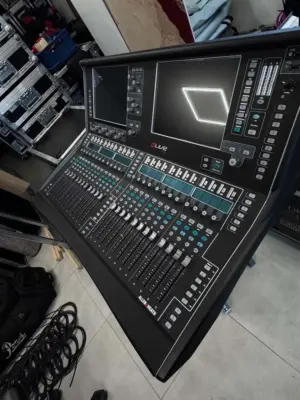 Allen & Heath dLive C3500 Surface (б/у) — фото 10