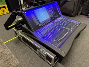 Allen & Heath dLive S3000 Surface ( (б/у) — фото 3