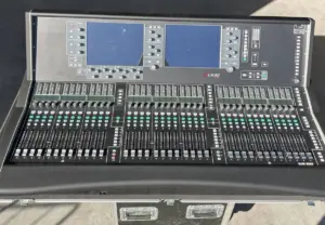 Allen & Heath dLive S7000 (б/у) — фото 1