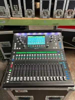 Allen & Heath SQ5 (б/у) — фото 2