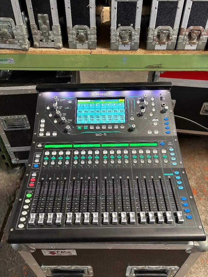 Allen & Heath SQ5 (б/у) — фото 2