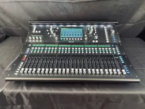 Allen & Heath SQ6 , optional + Case + Dante-Karte (б/у) — фото 1