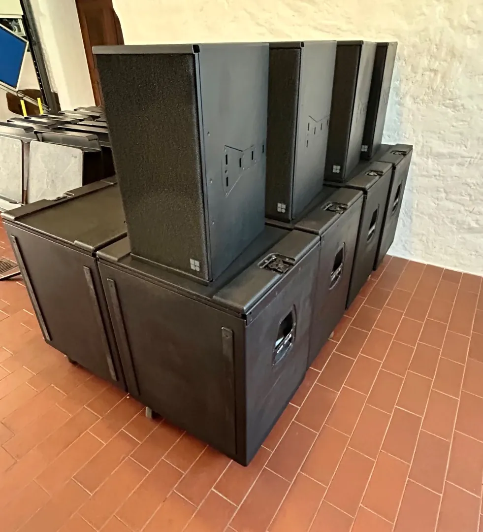 d&b audiotechnik Q-Sub Bässe (б/у) — фото 2
