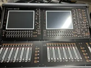 DiGiCo SD 12 im Flip Case - Waves (б/у) — фото 1