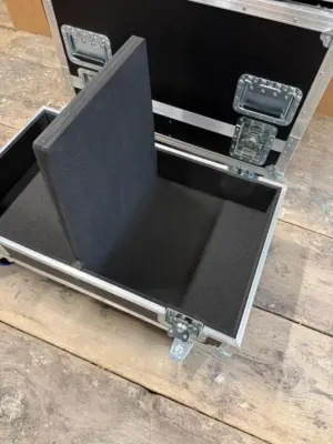 L-Acoustics Fabrikneue Amptown X12 Cases — фото 4