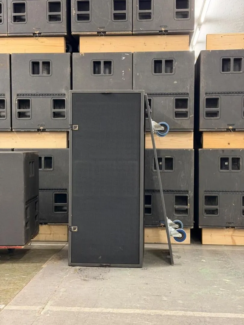L-Acoustics Sb28 (б/у) — фото 1