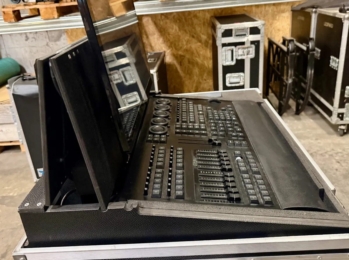 MA Lighting Grand MA3 onPC Command Wing XT (б/у) — фото 5