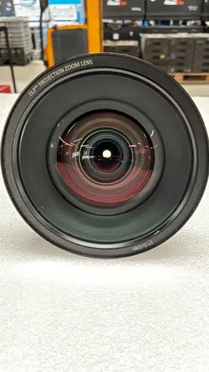 Panasonic Optik 0,8-1:DLE080 für PT-DZ6710E/DZ 870/NEC (б/у) — фото 1