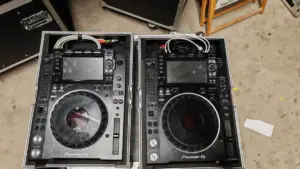 Pioneer CDJ 2000 Nexus 2 (б/у) — фото 1