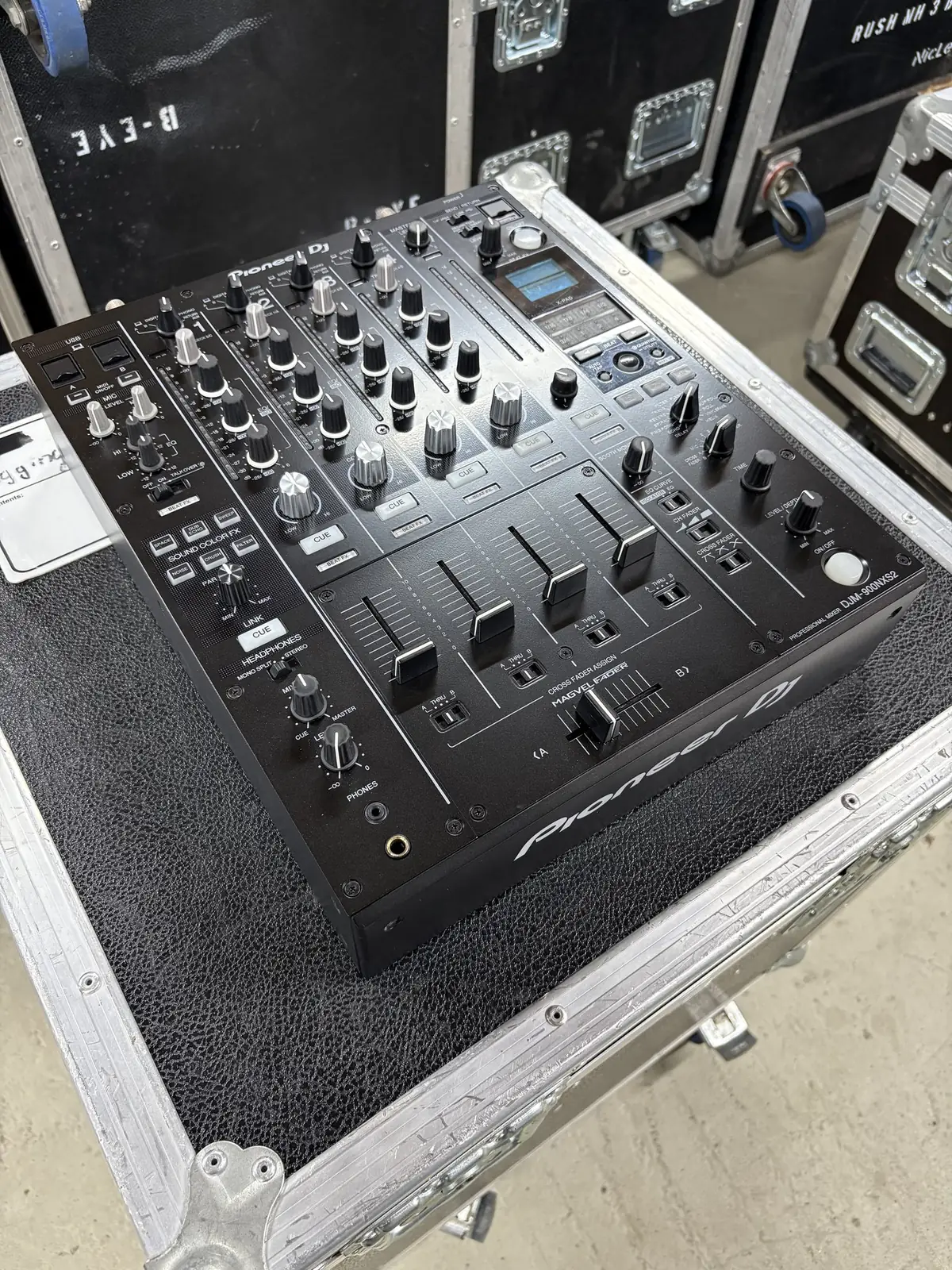 Pioneer DJ DJM-900NXS2 DJM 900 NXS2 DJ Mixer Garantie – комплект (б/у) — фото 2