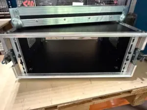 Rack Doctor 4-HE-Rackcase, Sonderanfertigung (б/у) — фото 1