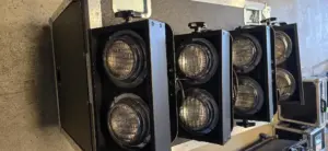 Showtec Stageblinder 2 Black DMX + 3 neue Ersatzlampen 4x Stageblinder 2 Black DMX + 3 neue Ersatzlampen – комплект (б/у) — фото 1